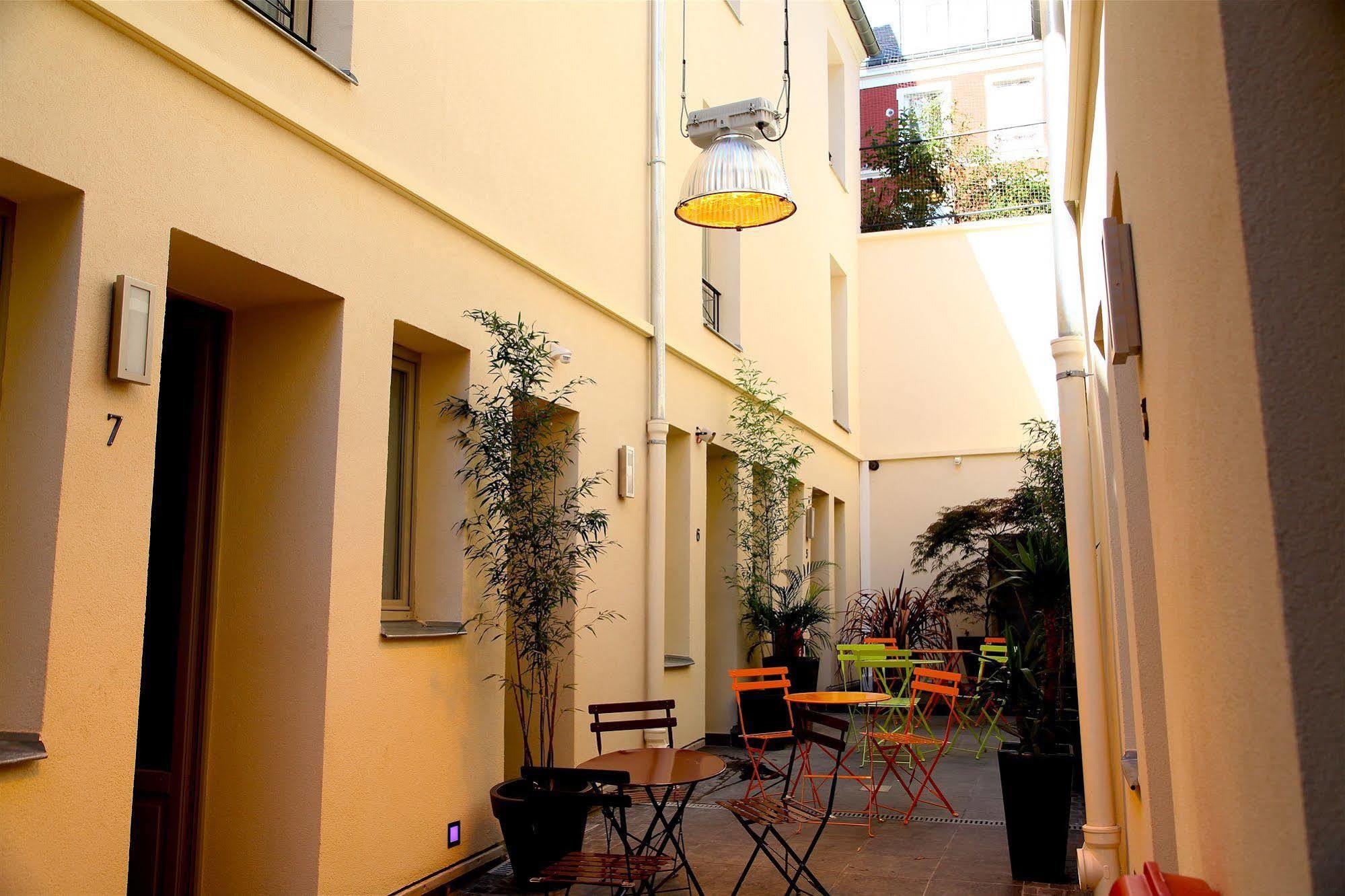 The Loft Boutique Hostel Paris Exterior photo